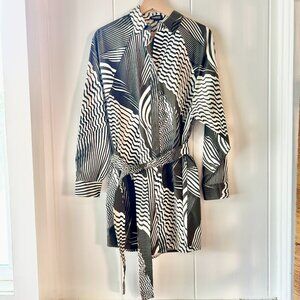 NWOT Portofino Shirt Dress with Belt modern print size s